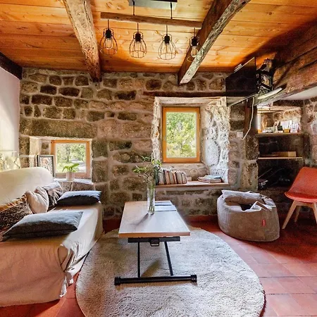 Ferienhaus Cocon Avec Jacuzzi *